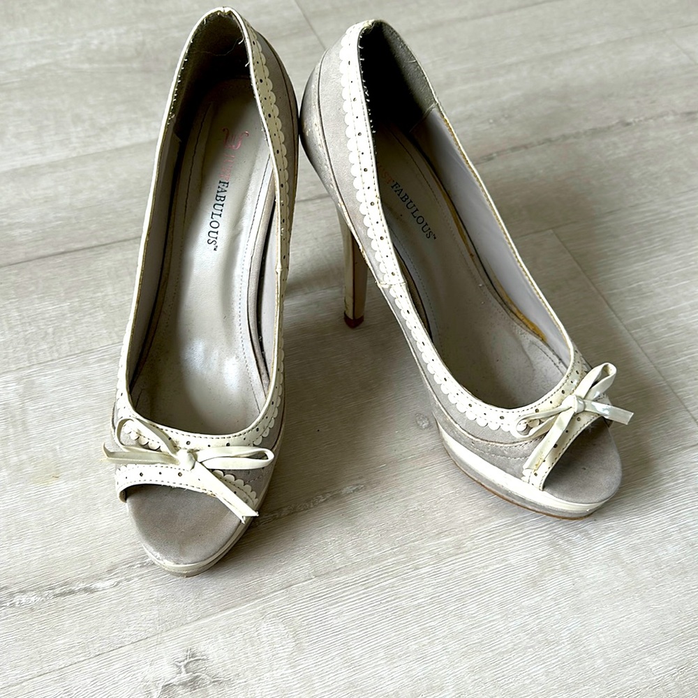 Shoes Just Fabulous size 9